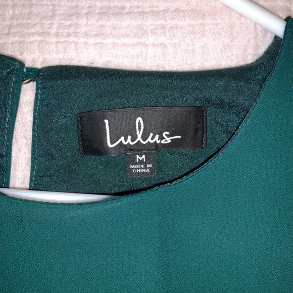 Lulu’s green dress - Picture 3 of 3
